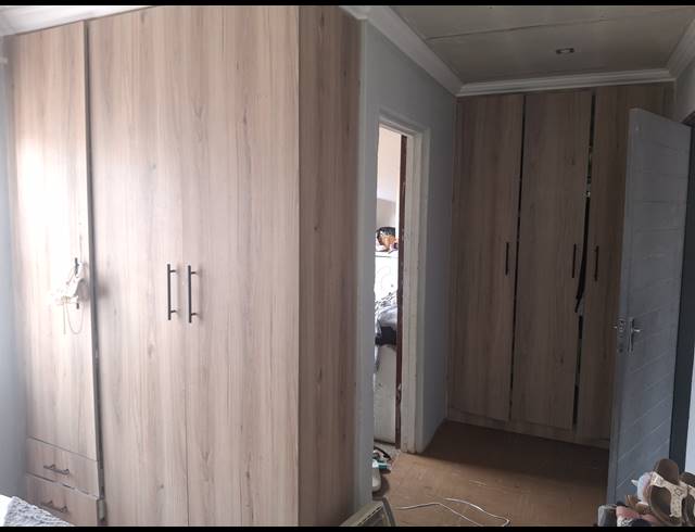 2 BEDROOM FREEHOLD FOR SALE IN VOSLOORUS SOUTH